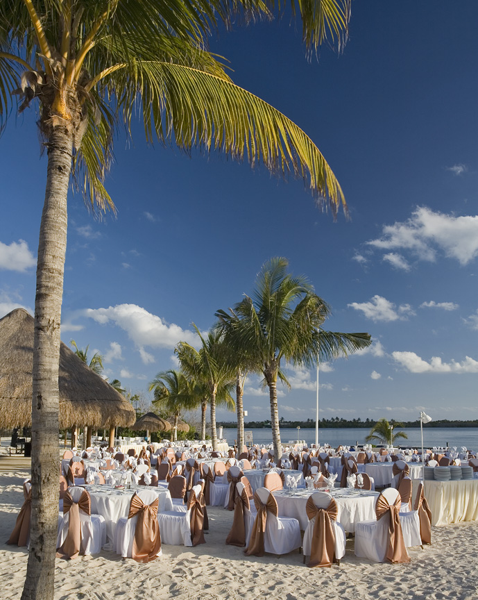 Westin Cancun Lagoon Wedding Dinner